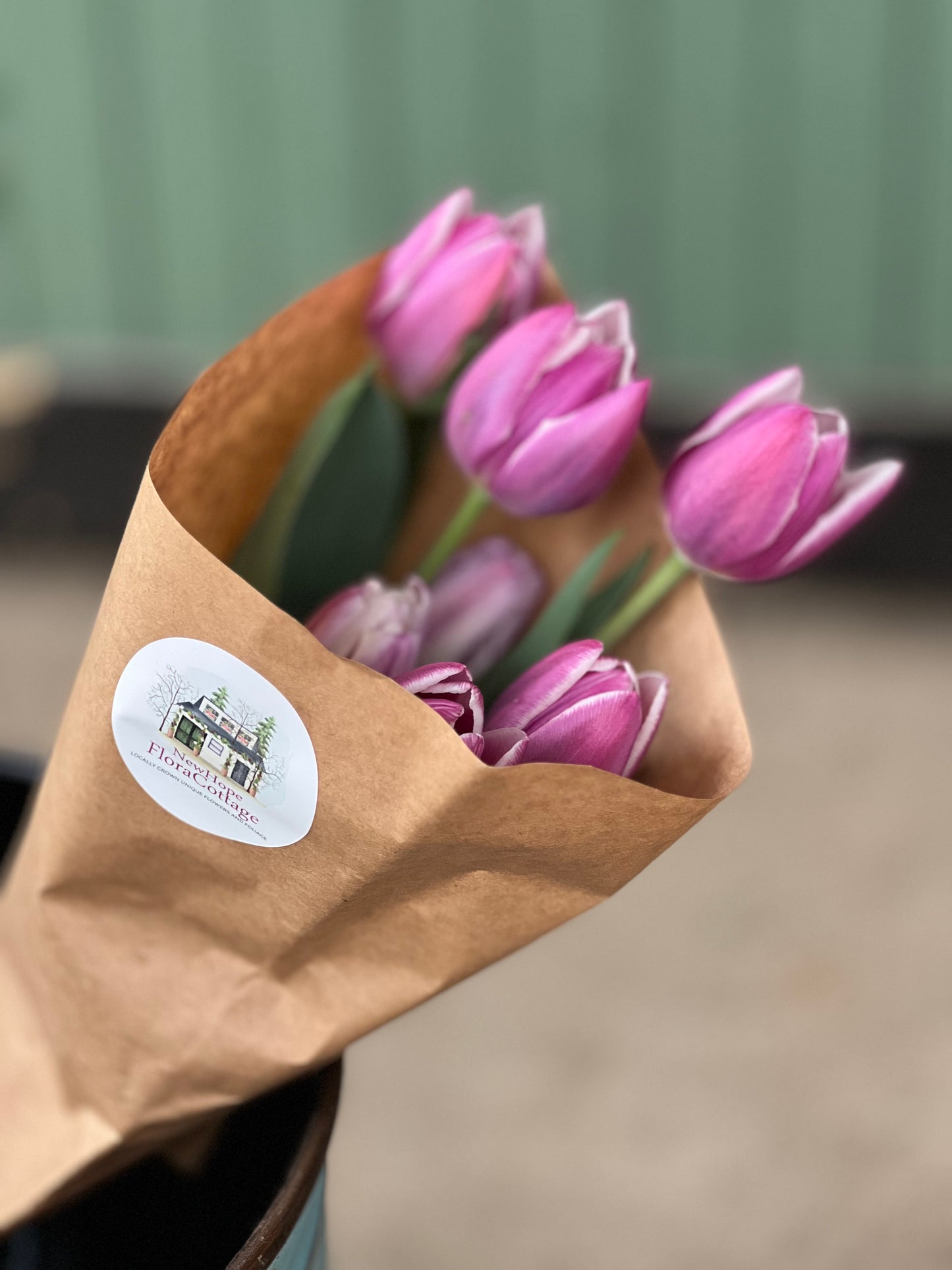 Seasonally Gathered Fresh Flower Bouquet – Studio Pick-Up