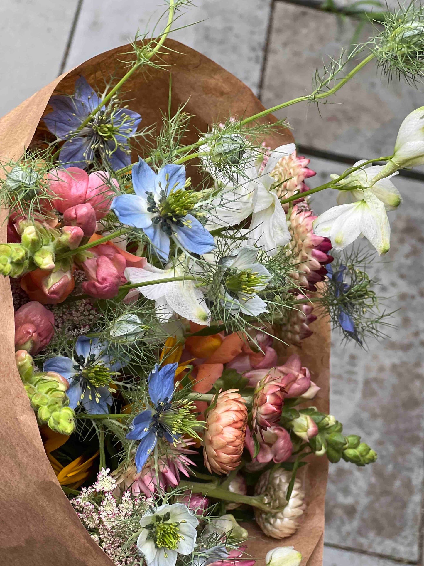 New Hope Flora Cottage Grand Flora Bouquet