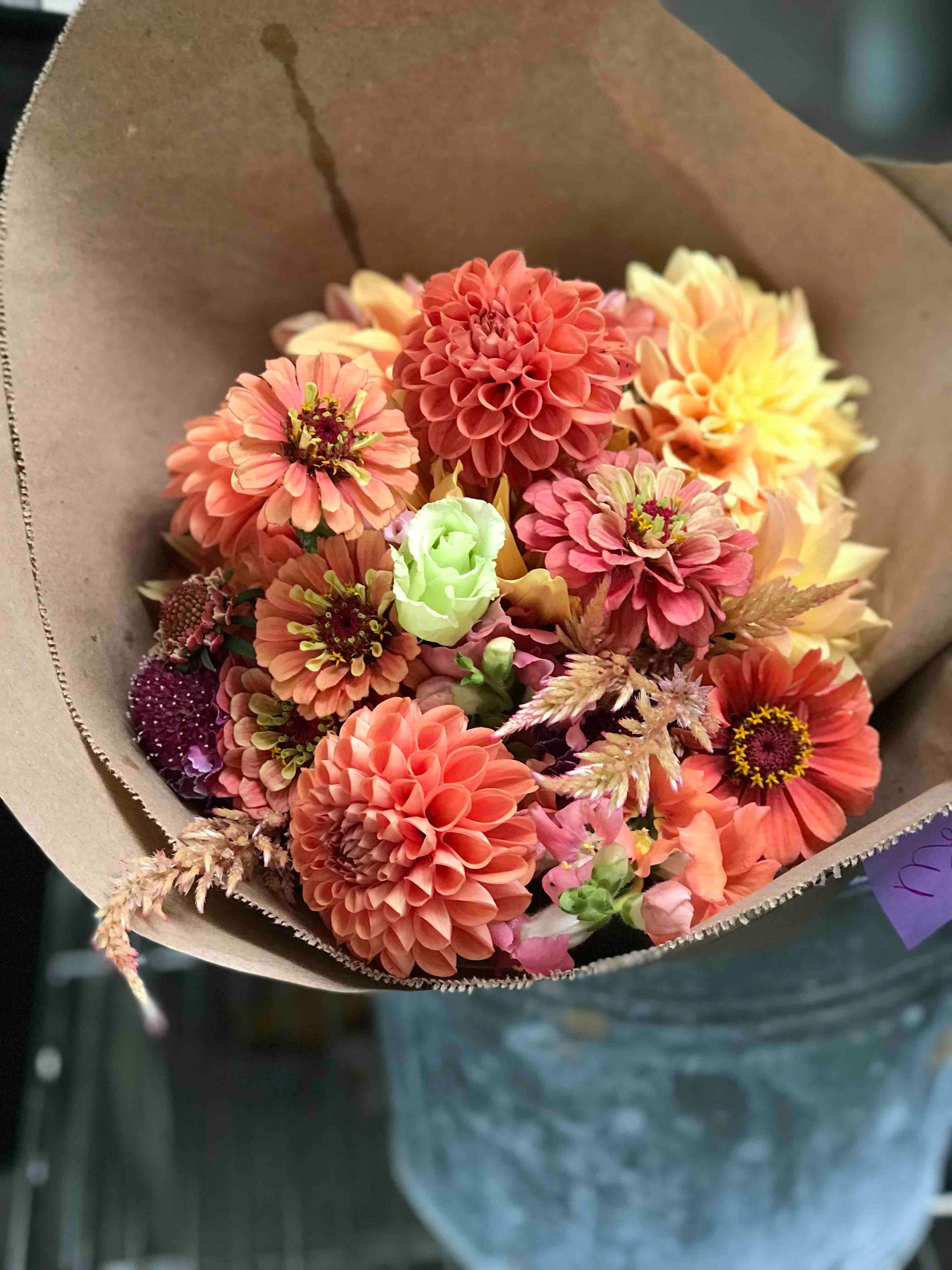 New Hope Flora Cottage Classic Flora Bouquet